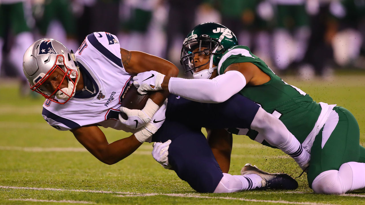 EAST RUTHERFORD, NJ - OCTOBER 21: New England Patriots wide receiver Jakobi Meyers (16) during the National Football League game between the New York Jets and the New England Patriots on October 21, 2019 at MetLife Stadium in East Rutherford, NJ