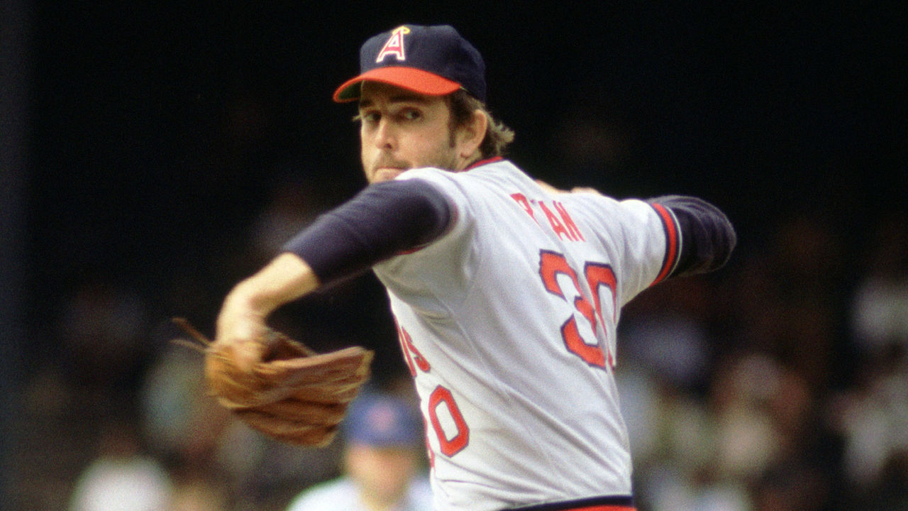 Alvin, TX- Fastball pitcher Nolan Ryan hopes to play ball in his News  Photo - Getty Images