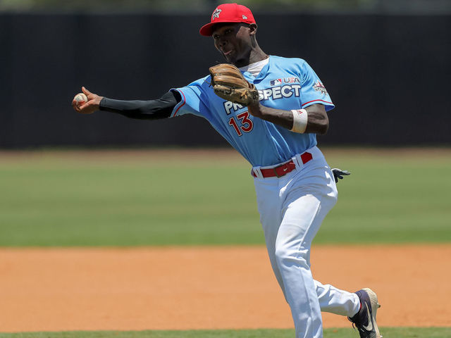 MLB Draft: Cubs select Mount Carmel shortstop Ed Howard with 16th