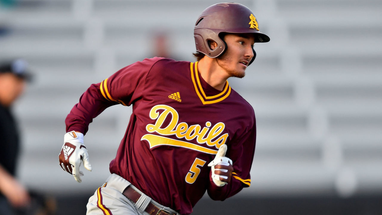 SEATTLE, WASHINGTON - APRIL 26: Alika Williams #5 of the Arizona State Sun Devils runs to first after a base hit against the Washington Huskies at Husky Ballpark on April 26, 2019 in Seattle, Washington. Early offense holds up as the Washington Huskies defeat the No. 15 Arizona State Sun Devils, 10-6, to win game one of the three-game series.