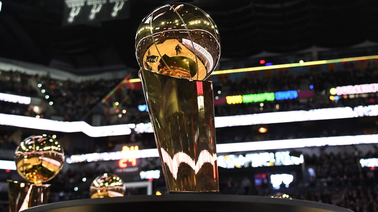 SAN ANTONIO, TX - NOVEMBER 11: The Larry O'Brien Championship Trophy is on display during the Memphis Grizzlies game against the San Antonio Spurs on November 11, 2019 at the AT&T Center in San Antonio, Texas. Mandatory Copyright Notice: Copyright 2019 NBAE (Photos by Andrew D. Bernstein/NBAE via Getty Images)