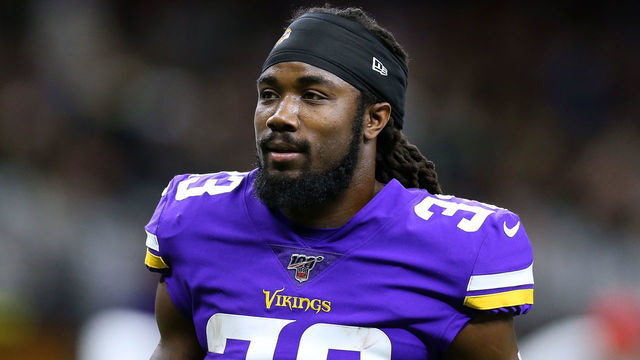 NEW ORLEANS, LOUISIANA - JANUARY 05: Dalvin Cook #33 of the Minnesota Vikings reacts against the New Orleans Saints during a game at the Mercedes Benz Superdome on January 05, 2020 in New Orleans, Louisiana.