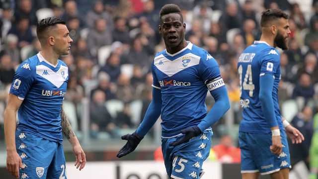 Mario Balotelli of Brescia Calcio during the Serie A match between Juventus and Brescia Calcio at Allianz Stadium on February 16, 2020 in Turin, Italy.