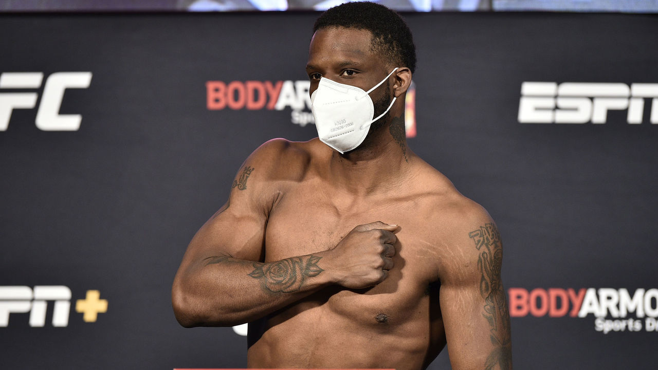 LAS VEGAS, NEVADA - JUNE 12: Karl Roberson poses on the scale during the UFC Fight Night weigh-in at UFC APEX on June 12, 2020 in Las Vegas, Nevada.