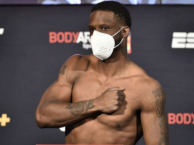 Roberson Misses Weight Again Ahead Of Vettori Fight Thescore Com Roberson Misses Weight Again Ahead Of Vettori Fight Thescore Com