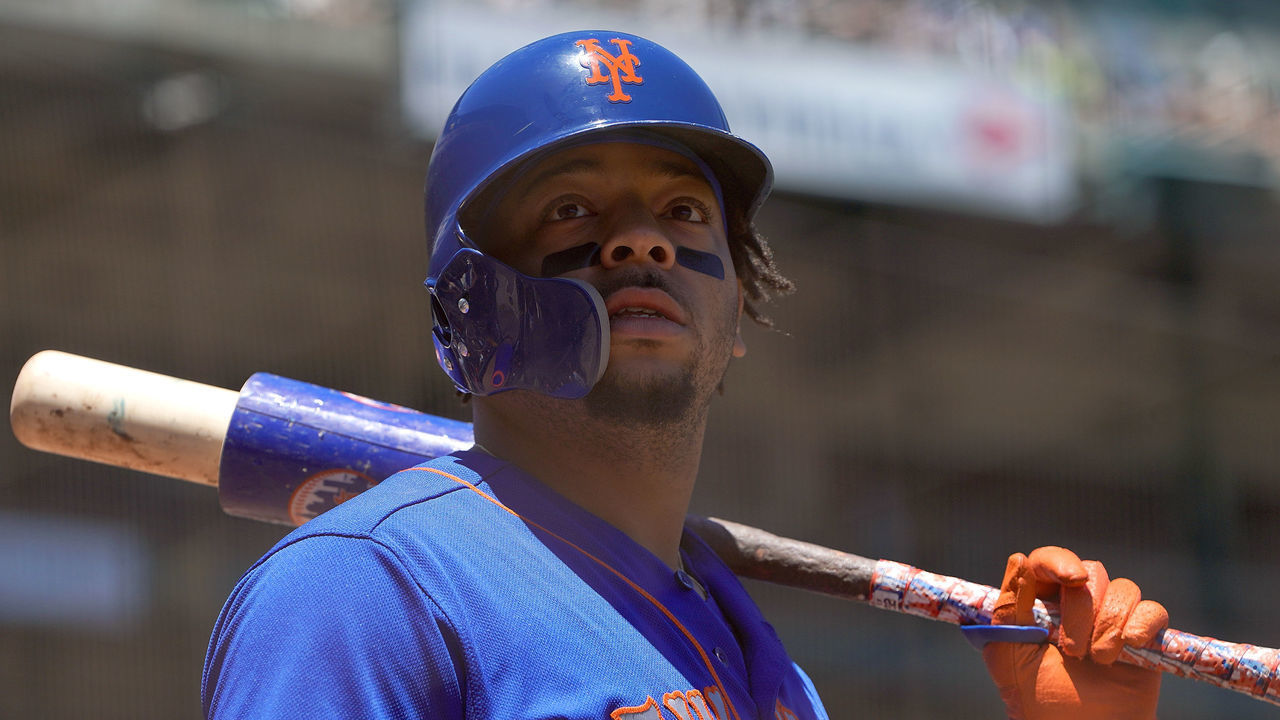 SAN FRANCISCO, CA - JULY 20: Dominic Smith #22 of the New York Mets looks on from the on-deck circle against the San Francisco Giants in the top of the first inning at Oracle Park on July 20, 2019 in San Francisco, California.