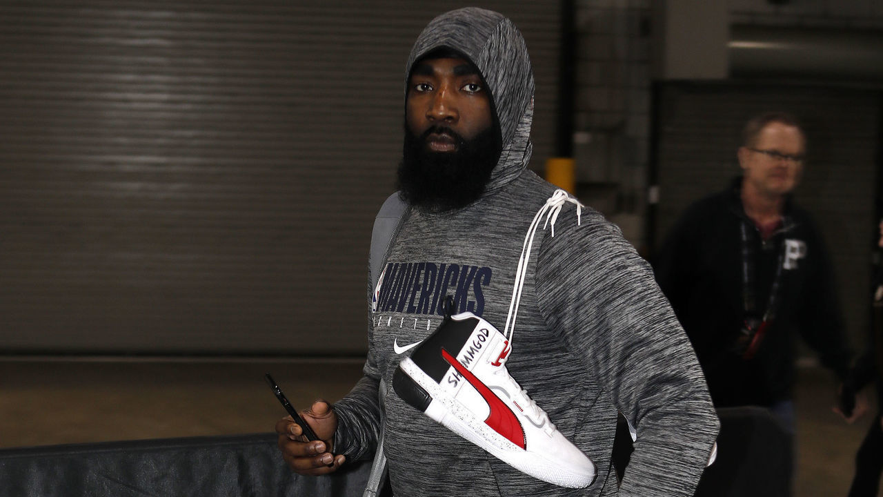 PORTLAND, OR - JANUARY 23: Assistant Coach, God Shammgod, of the Dallas Mavericks arrives prior to a game against the Portland Trail Blazers on January 23, 2020 at the Moda Center Arena in Portland, Oregon. Mandatory Copyright Notice: Copyright 2020 NBAE