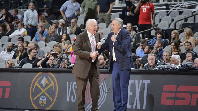 SAN ANTONIO, TX - NOVEMBER 30: Head Coach Gregg Popovich of the San Antonio Spurs and Head Coach Mike D'Antoni of the Houston Rockets exchange handshakes after the game on November 30, 2018 at the AT&T Center in San Antonio, Texas. Mandatory Copyright Notice: Copyright 2018 NBAE (Photos by Mark Sobhani/NBAE via Getty Images)