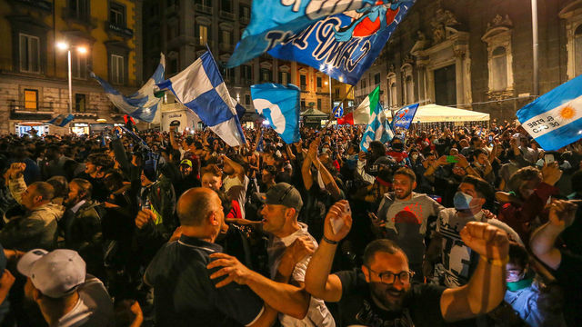 NAPLES, ITALY - 2020/06/18: Napoli football fans celebrate the victory of the Italian Cup, won 4 to 2 against Juventus, in Plebiscito square.