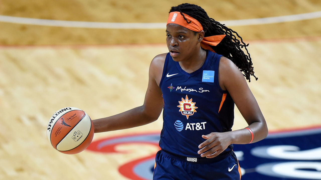 WASHINGTON, DC - OCTOBER 10: Jonquel Jones #35 of the Connecticut Sun handles the ball against the Washington Mystics in Game 5 of the 2019 WNBA Finals at St Elizabeths East Entertainment & Sports Arena on October 10, 2019 in Washington, DC.