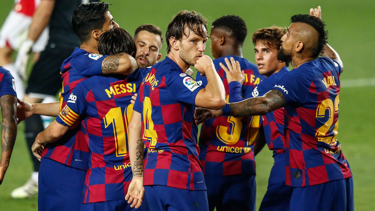 BARCELONA, SPAIN - JUNE 23: Ivan Rakitic of FC Barcelona celebrates a goal during the spanish league, LaLiga, football match played between FC Barcelona and Athletic Club de Bilbao at Camp Nou Stadium on June 23, 2020 in Barcelona, Spain. The Spanish La Liga is restarting following its break caused by the coronavirus Covid-19 pandemic.