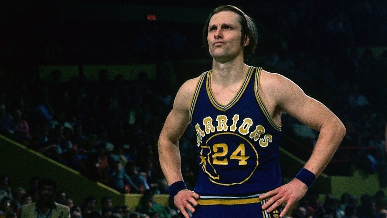BOSTON - 1967: Rick Barry #24 of the Golden State Warriors stands on the free throw line against the Boston Celtics during a game played in 1967 at the Boston Garden in Boston, Massachusetts. Mandatory Copyright Notice: Copyright 1967 NBAE
