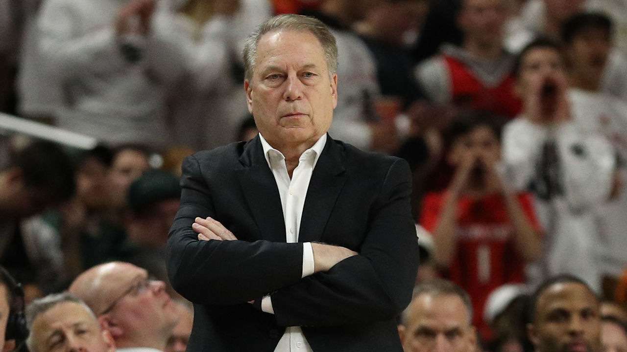 COLLEGE PARK, MARYLAND - FEBRUARY 29: Head coach Tom Izzo of the Michigan State Spartans looks on against the Maryland Terrapins during the first half at Xfinity Center on February 29, 2020 in College Park, Maryland.