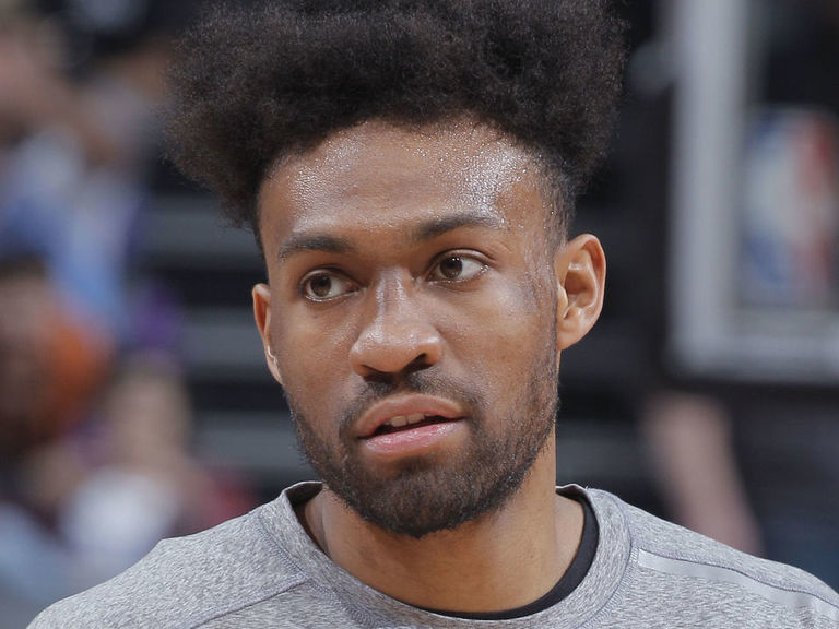 Kings' Jabari Parker tests positive for coronavirus | theScore.com