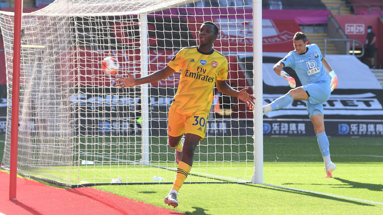Arsenal win at Southampton to end troubled spell | theScore.com