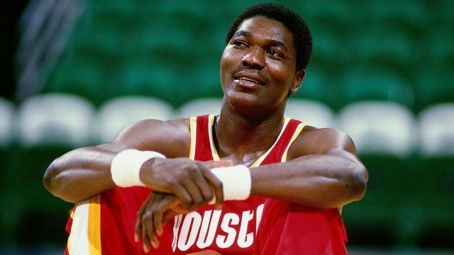 1984: Hakeem Olajuwon #34 of the Houston Rockets looks on prior to an NBA game circa 1984. NOTE TO USER: User expressly acknowledges and agrees that, by downloading and/or using this Photograph, User is consenting to the terms and conditions of the Getty Images License Agreement. Mandatory Copyright Notice: Copyright 1984 NBAE (Photo byPaul Reed Smith/NBAE via Getty Images)