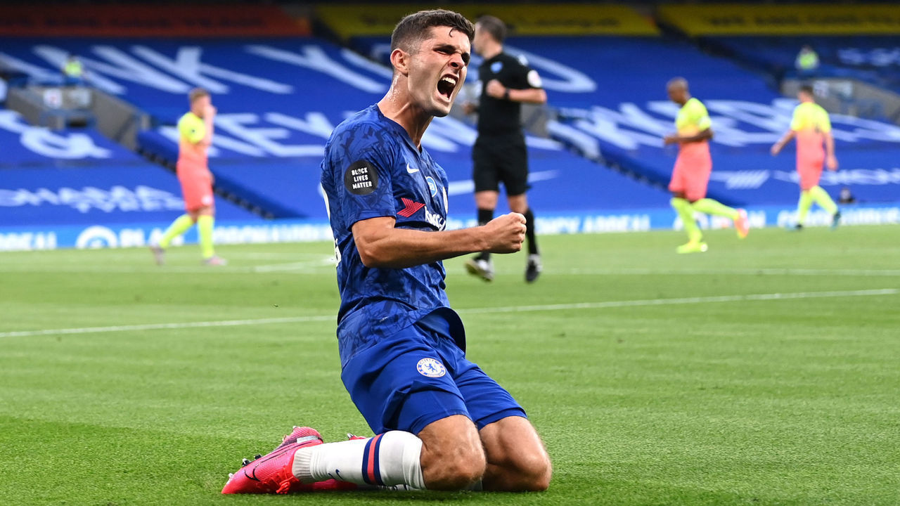 LONDON, ENGLAND - JUNE 25: Christian Pulisic of Chelsea celebrates after scoring his sides first goal during the Premier League match between Chelsea FC and Manchester City at Stamford Bridge on June 25, 2020 in London, United Kingdom.