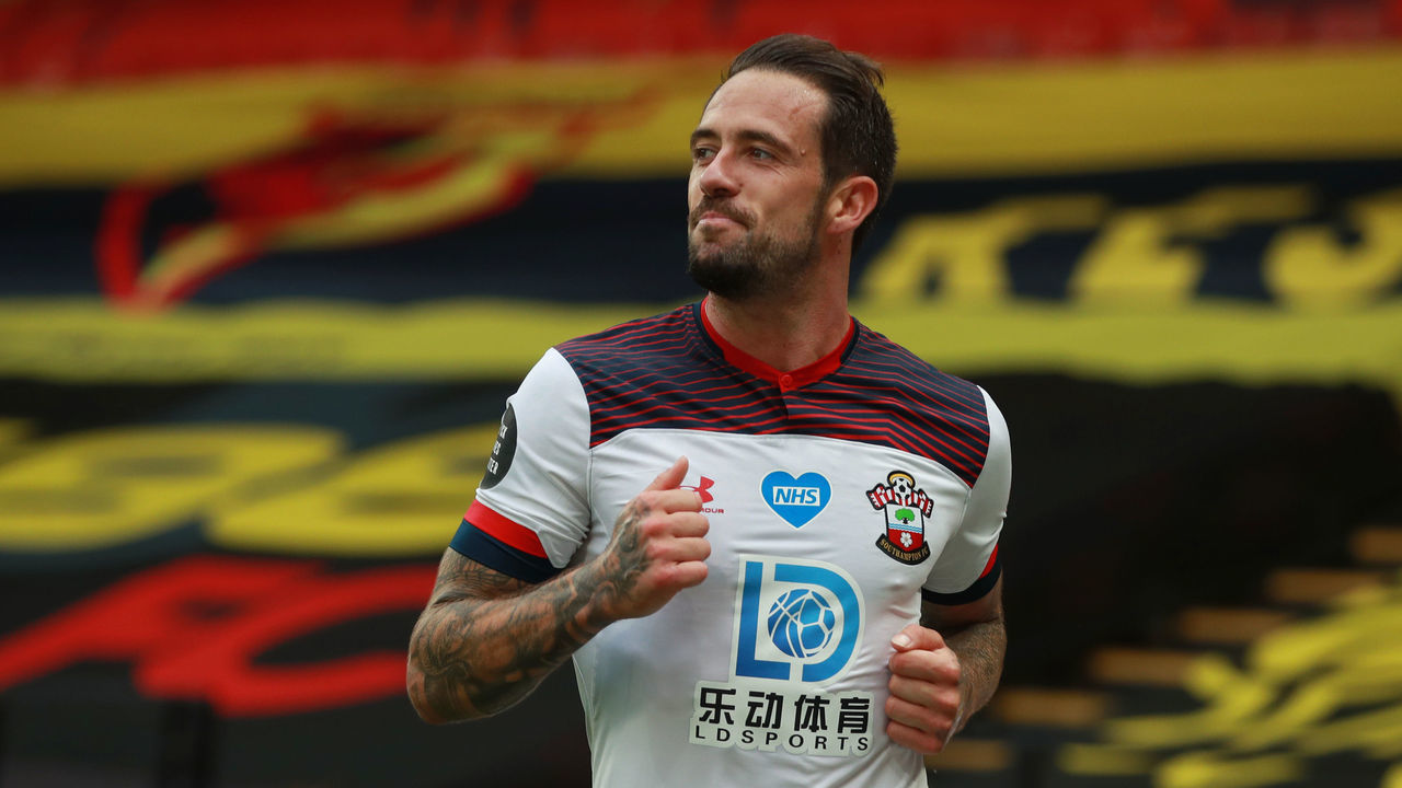 WATFORD, ENGLAND - JUNE 28: Danny Ings of Southampton celebrates after scoring his sides second goal during the Premier League match between Watford FC and Southampton FC at Vicarage Road on June 28, 2020 in Watford, United Kingdom.