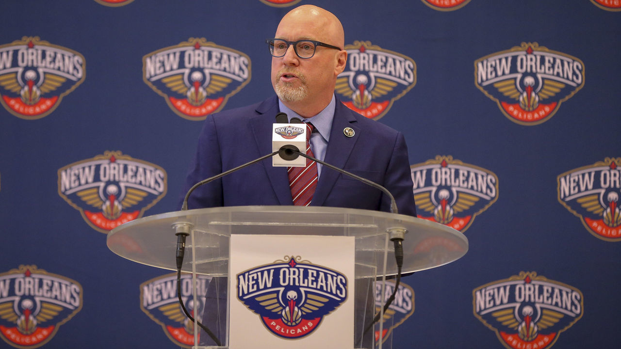 METAIRIE, LA - MARCH 14: David Griffin, Executive Vice President of Basketball Operations for the New Orleans Pelicans, talks to the media during an introductory press conference on April 17, 2019 at Ochsner Sports Performance Center in Metairie, Louisiana. Mandatory Copyright Notice: Copyright 2019 NBAE