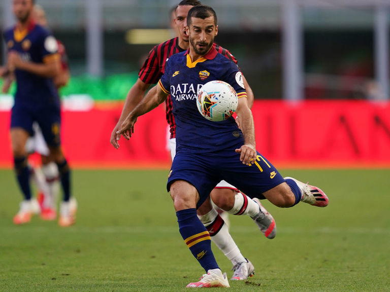 Roma in negotiations to permanently sign Arsenal loanee Mkhitaryan