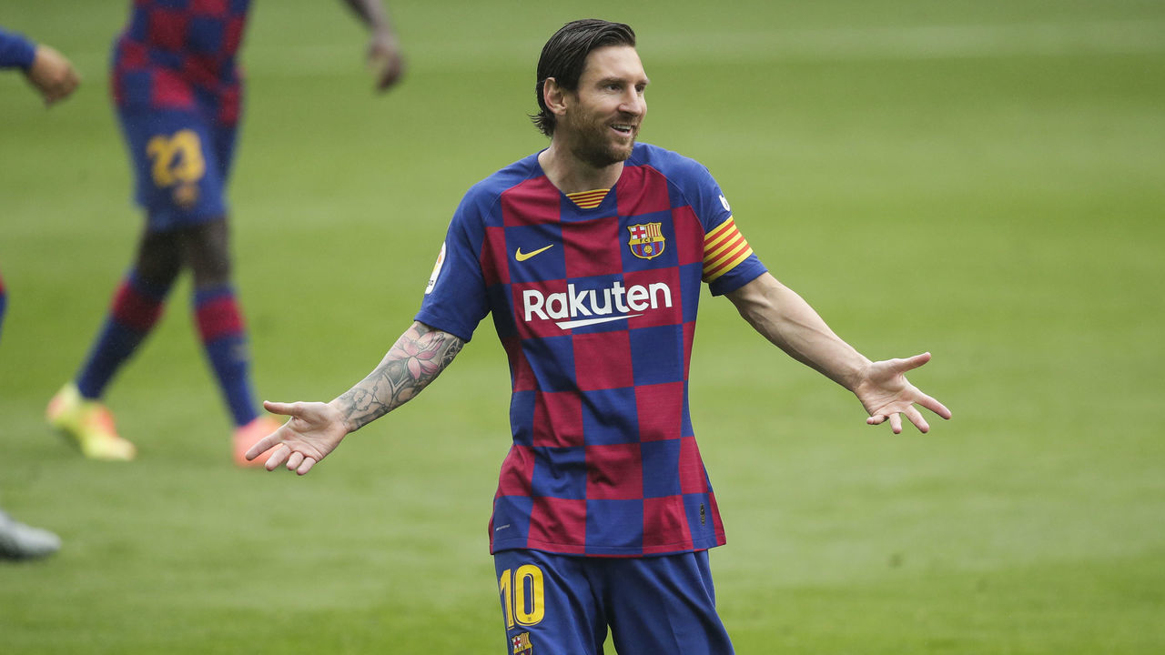 PONTEVEDRA, SPAIN - JUNE 27: Lionel Messi of FC Barcelona during the La Liga Santander match between Celta de Vigo v FC Barcelona at the Estadio de Balaidos on June 27, 2020 in Pontevedra Spain