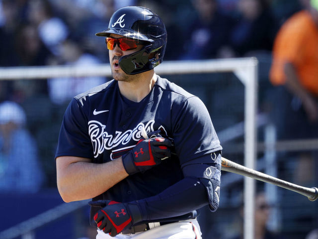 Braves non-tender Adam Duvall