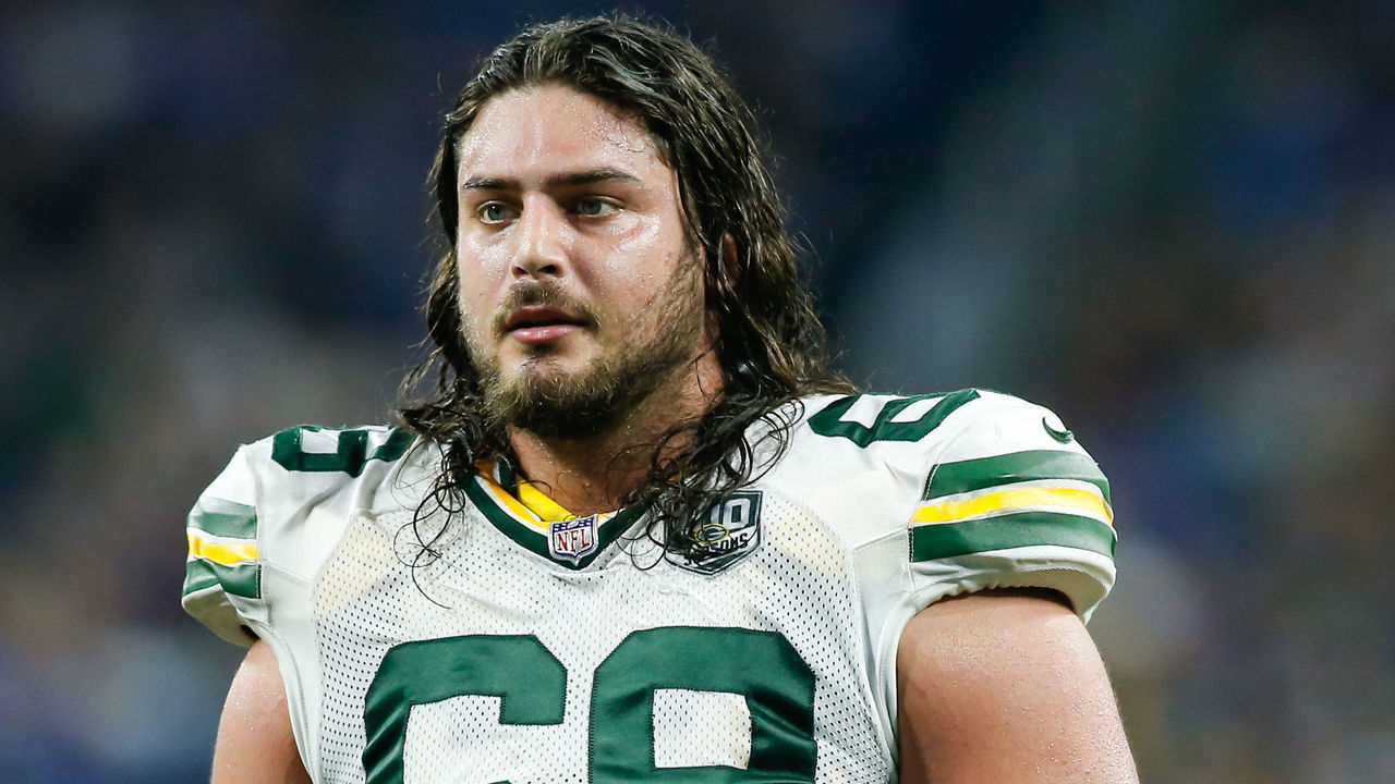 DETROIT, MI - OCTOBER 07: Green Bay Packers tackle David Bakhtiari (69) is seen during a regular season game between the Green Bay Packers and the Detroit Lions on October 7, 2018 at Ford Field in Detroit, Michigan.