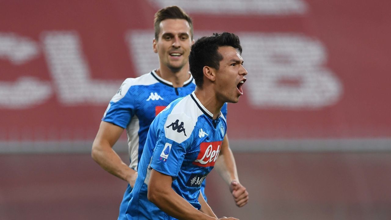 GENOA, ITALY - JULY 08: Hirving Lozano of Napoli celebrates after scoring the first goal during the Serie A match between Genoa CFC and SSC Napoli at Stadio Luigi Ferraris on July 8, 2020 in Genoa, Italy.