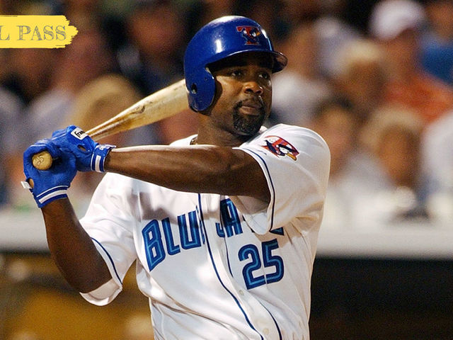 Carlos Delgado, the star swallowed by the Steroid Era, deserves to be remembered