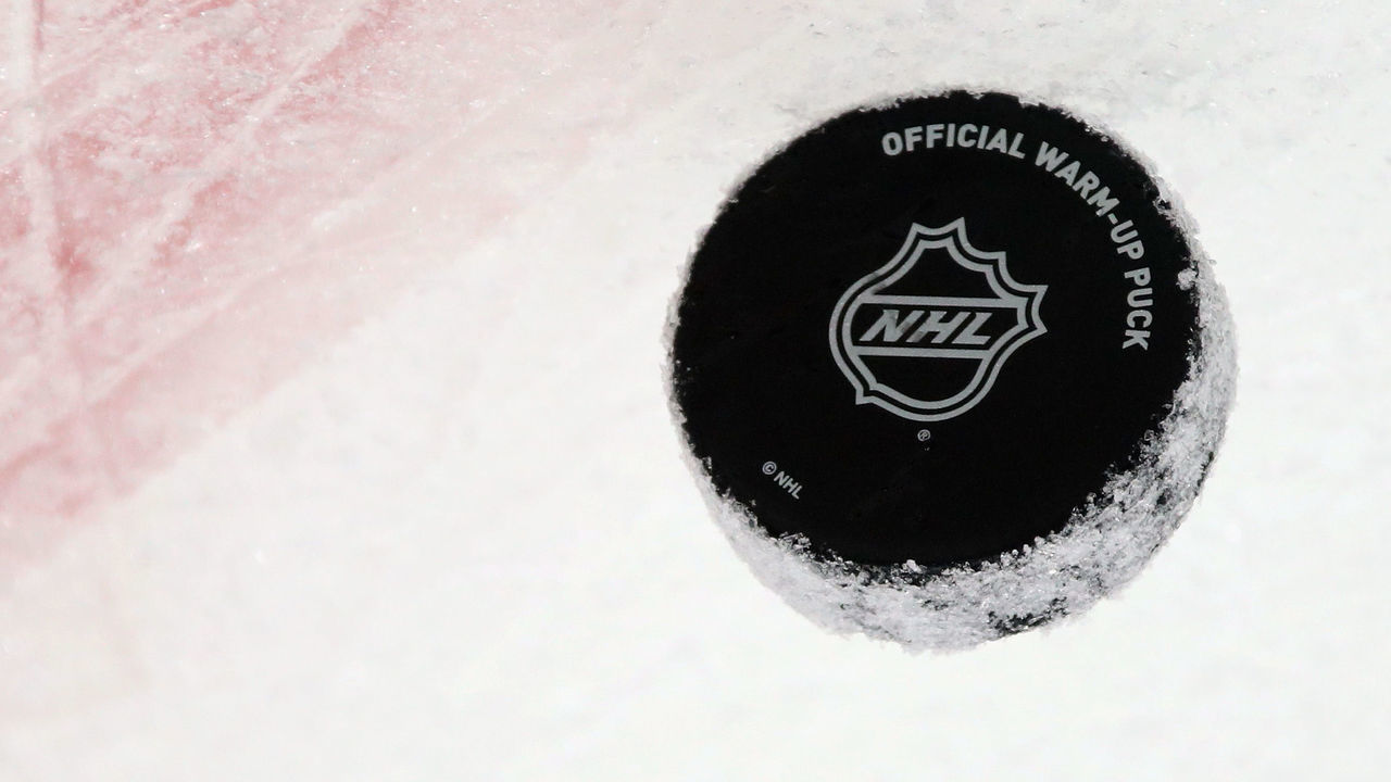 NEW YORK, NEW YORK - OCTOBER 08: A puck sits on the ice prior to the game between the New York Islanders and the Edmonton Oilers at NYCB's LIVE Nassau Coliseum on October 08, 2019 in Uniondale, New York.