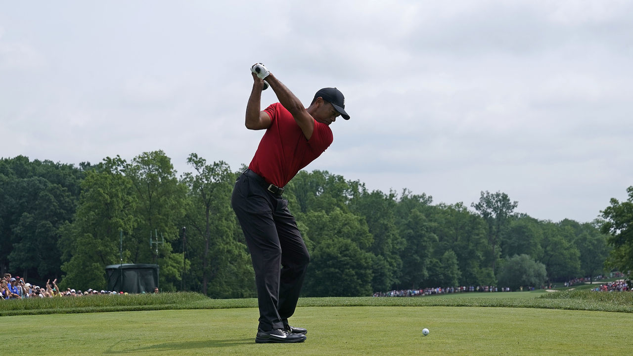 DUBLIN, OHIO - JUNE 02: Tiger Woods plays a shot during the final round of The Memorial Tournament Presented By Nationwide at Muirfield Village Golf Club on June 02, 2019 in Dublin, Ohio.