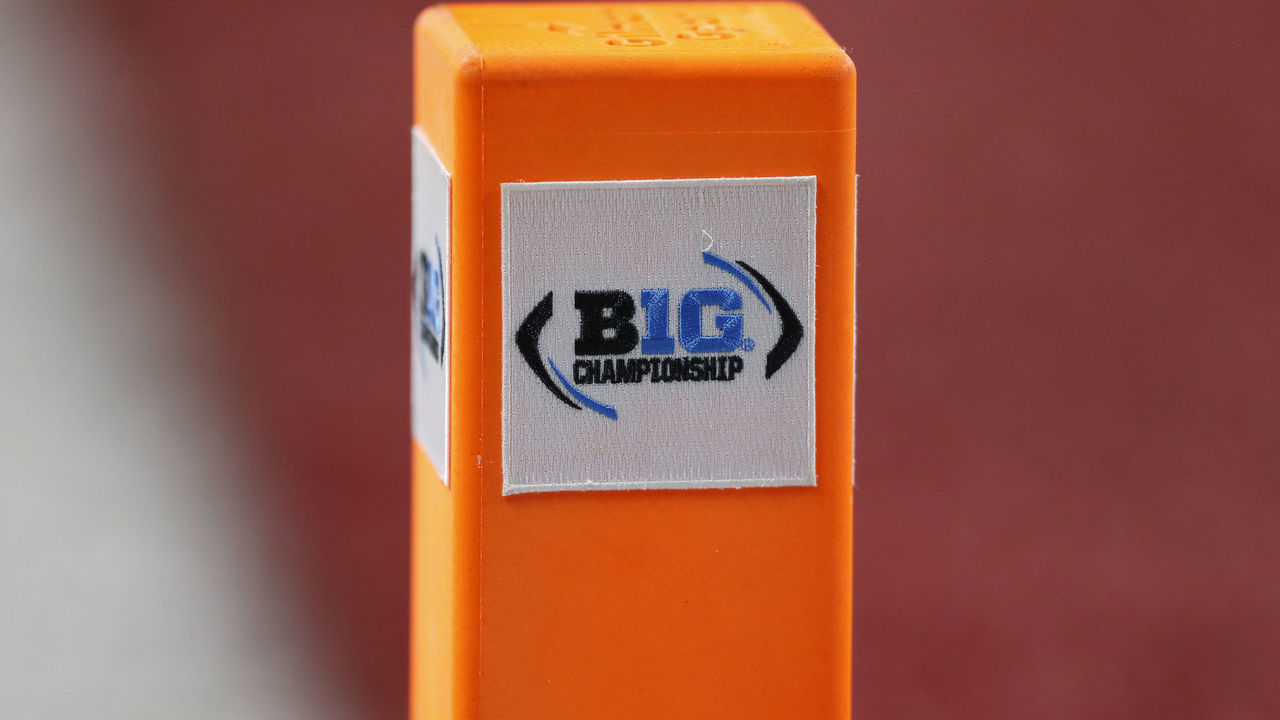 INDIANAPOLIS, IN - DECEMBER 07: The B1G Championship Logo on the goal line pylon during the Big 10 Conference Championship game between the Wisconsin Badgers and Ohio State Buckeyes on December 7, 2019, at Lucas Oil Stadium in Indianapolis, IN.