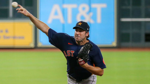 HOUSTON, TX - JULY 09: Houston Astros starting pitcher Justin Verlander (35) prepares to throw a pitch in the team intrasquad game during the Houston Astros summer camp workout in preparation for the 2020 season due to the Coronavirus Pandemic, on July 9, 2020 at Minute Maid Park In Houston, TX.