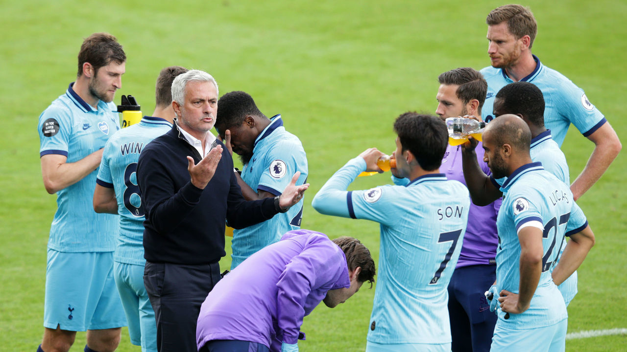 BOURNEMOUTH, ENGLAND - JULY 09: Jose Mourinho of Tottenham Hotspur speaks to Heung-Min Son of Tottenham Hotspur in water break during the Premier League match between AFC Bournemouth and Tottenham Hotspur at Vitality Stadium on July 09, 2020 in Bournemouth, England.