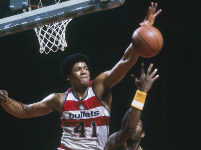 Top 25 Rookie Seasons In Nba History No 7 Wes Unseld Thescore Com