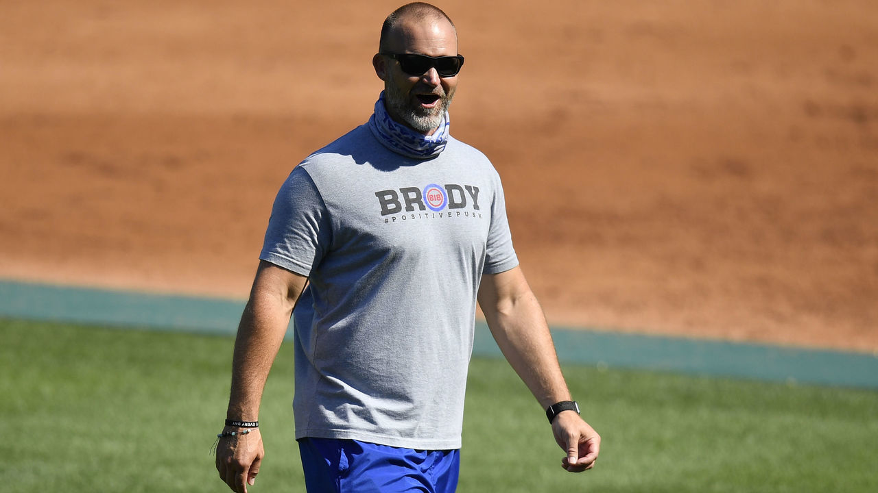CHICAGO, ILLINOIS - JULY 03: Manager David Ross of the Chicago Cubs gives instructions during summer workouts at Wrigley Field on July 03, 2020 in Chicago, Illinois.