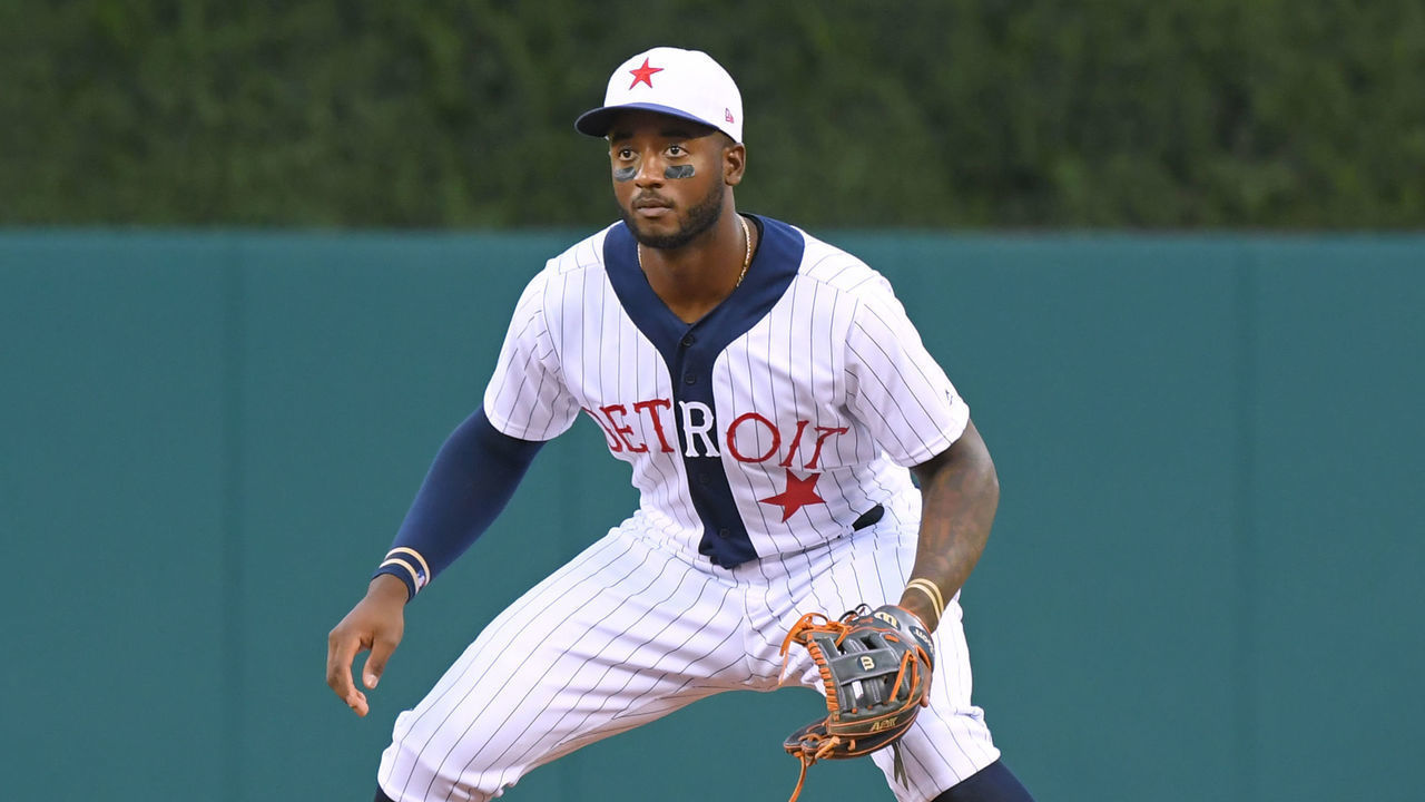 DETROIT, MI - AUGUST 10: Niko Goodrum #28 of the Detroit Tigers fields while wearing a Detroit Stars throwback uniform during the Negro League Tribute game against the Kansas City Royals at Comerica Park on August 10, 2019 in Detroit, Michigan. The Royals defeated the Tigers 7-0.