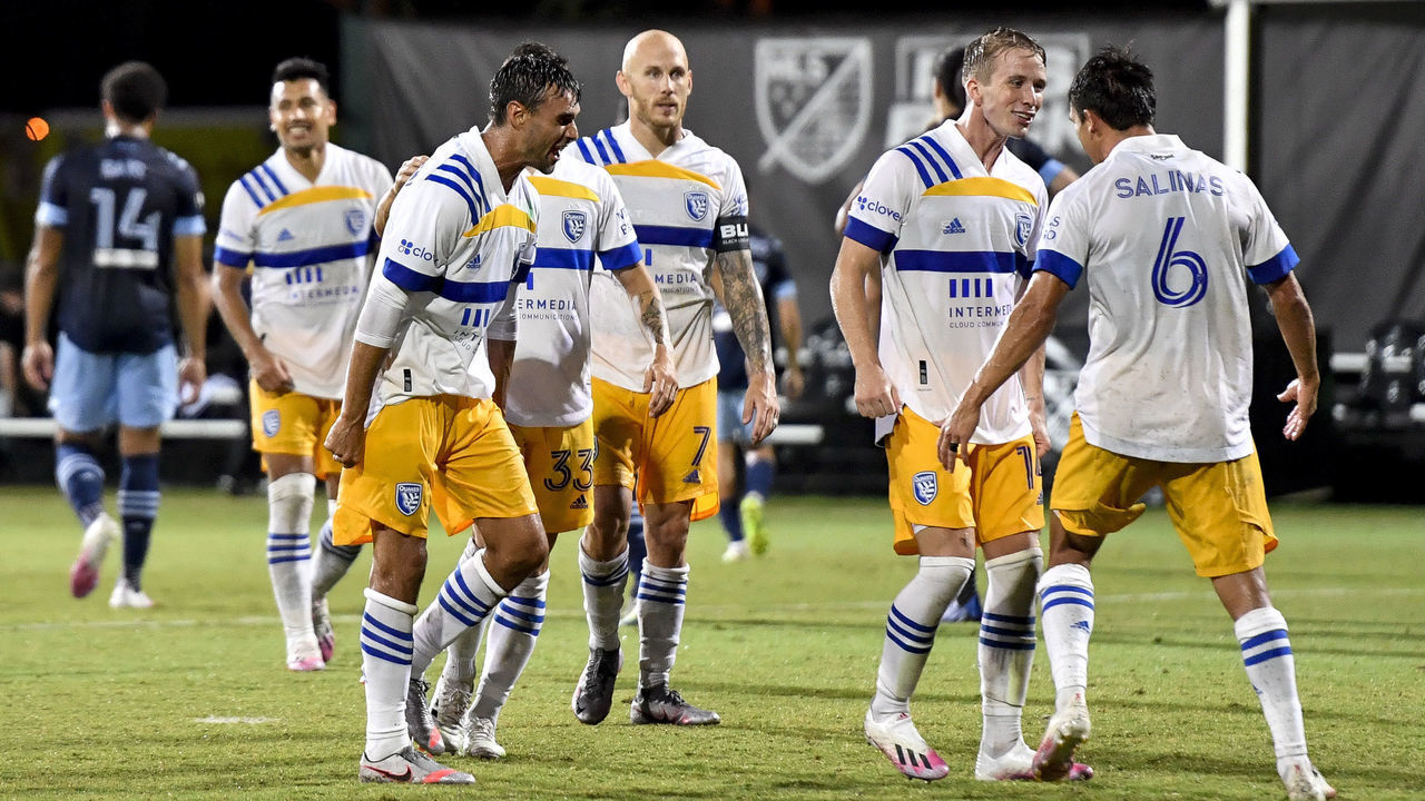 REUNION, FLORIDA - JULY 15: Chris Wondolowski #8 of San Jose Earthquakes, Jackson Yueill #14, Paul Marie #33, Magnus Eriksson #7, and Shea Salinas #6 celebrate after defeating Vancouver Whitecaps by a score of 4-3 in the MLS is Back Tournament at ESPN Wide World of Sports Complex on July 15, 2020 in Reunion, Florida.