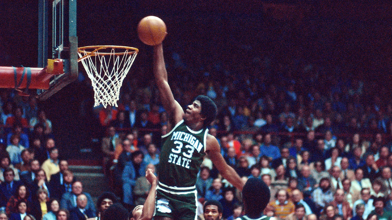 Top 25 rookie seasons in NBA history: No. 3 Magic Johnson | theScore.com