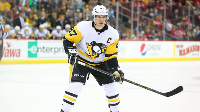 NEWARK, NJ - MARCH 10: Pittsburgh Penguins center Sidney Crosby (87) during the National Hockey League game between the New Jersey Devils and the Pittsburgh Penguins on March 10, 2020 at the Prudential Center in Newark, NJ.