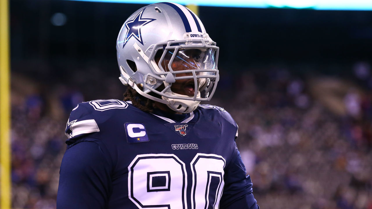 EAST RUTHERFORD, NJ - NOVEMBER 04: Dallas Cowboys defensive end Demarcus Lawrence (90) on the field prior to the National Football League game between the New York Giants and the Dallas Cowboys on November 4, 2019 at MetLife Stadium in East Rutherford, NJ.