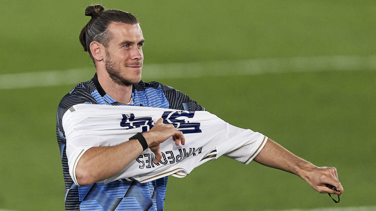 MADRID, SPAIN - JULY 16: Real Madrid CF player Gareth Bale celebrate cliching their 34th Spanish La Liga title after the La Liga match between Real Madrid CF and Villarreal CF at Estadio Alfredo Di Stefano on July 16, 2020 in Madrid, Spain.