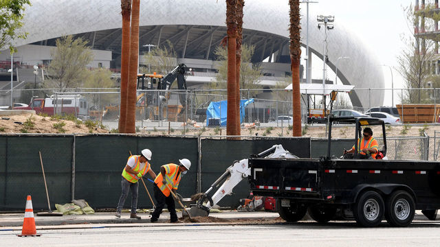 INGLEWOOD, CALIFORNIA - MARCH 31: Construction at SoFi Stadium continues amidst the COVID-19 pandemic on March 31, 2020 in Inglewood, California.