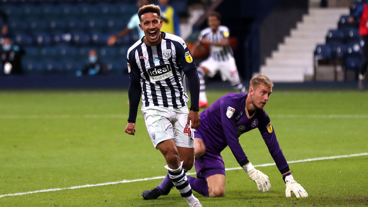 WEST BROMWICH, ENGLAND - JULY 22: Callum Robinson of West Bromwich Albion celebrates after scoring a goal to make it 2-1 during the Sky Bet Championship match between West Bromwich Albion and Queens Park Rangers at The Hawthorns on July 22, 2020 in West Bromwich, England. Football Stadiums around Europe remain empty due to the Coronavirus Pandemic as Government social distancing laws prohibit fans inside venues resulting in all fixtures being played behind closed doors.