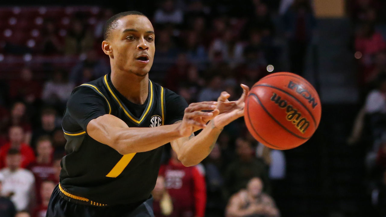 PHILADELPHIA, PA - DECEMBER 07: Xavier Pinson #1 of the Missouri Tigers in action against the Temple Owls during a college basketball game at Liacouras Center on December 7, 2019 in Philadelphia, Pennsylvania. Missouri defeated Temple 64-54.