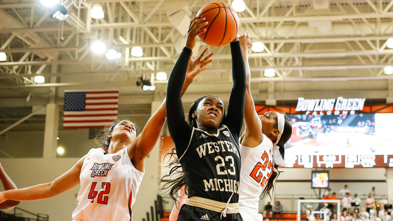 BOWLING GREEN, OH - FEBRUARY 07: Western Michigan Broncos guard Jordan Walker (23) battles to grab a rebound against Bowling Green Falcons forward Sierra Thompson (42) and Bowling Green Falcons guard Caterrion Thompson (23) during the first half of a regular season Mid-American Conference game between the Western Michigan Broncos and the Bowling Green Falcons on February 7, 2018, at the Stroh Center in Bowling Green, Ohio. Western Michigan defeated Bowling Green 81-67.