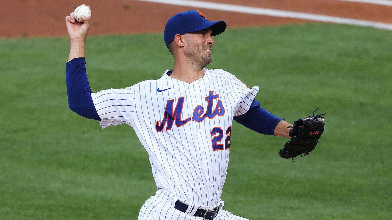 NEW YORK, NEW YORK - JULY 18: Rick Porcello #22 of the New York Mets pitches against the New York Yankees during their Pre Season game at Citi Field on July 18, 2020 in New York City.