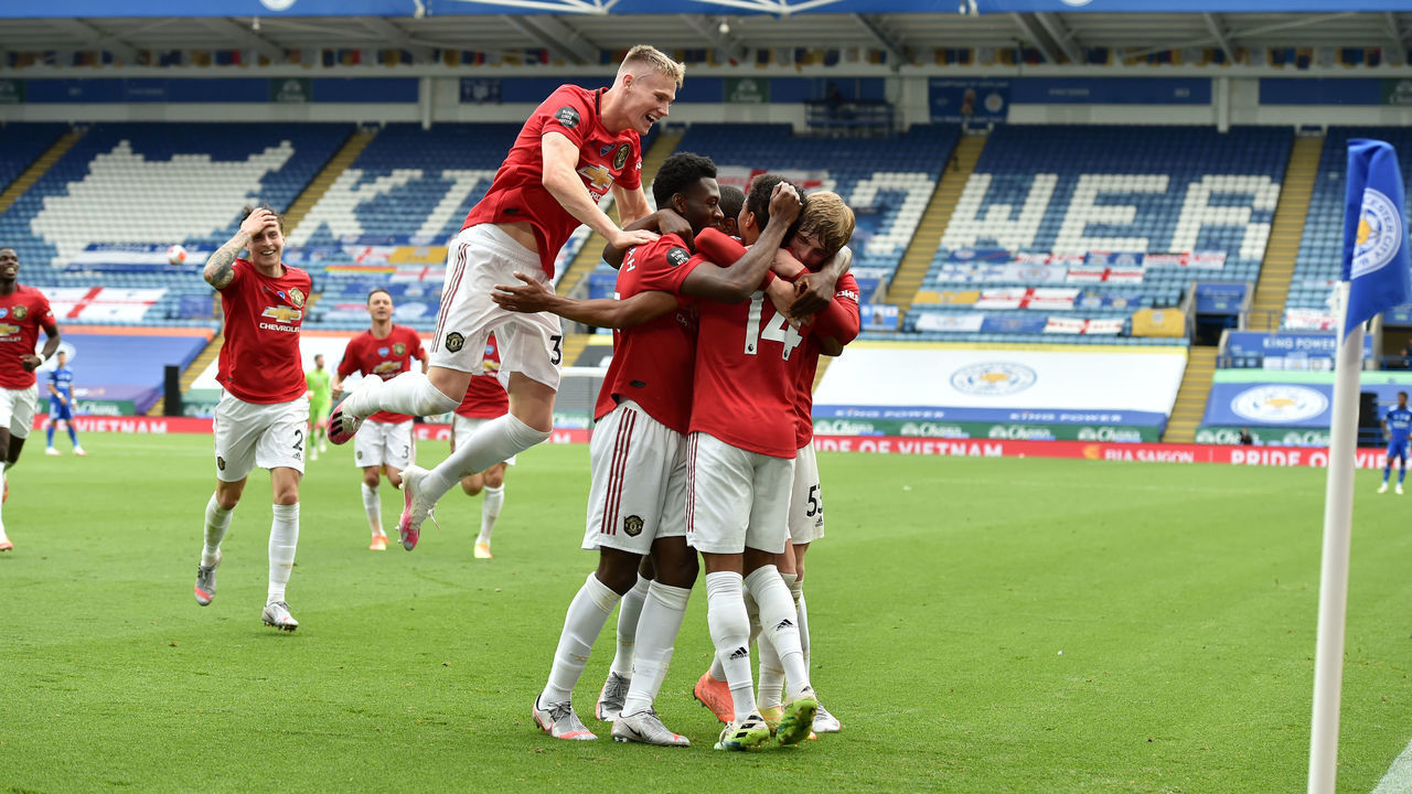 LEICESTER, ENGLAND - JULY 26: Manchester United players celebrate after going 2-0 ahead during the Premier League match between Leicester City and Manchester United at The King Power Stadium on July 26, 2020 in Leicester, United Kingdom.