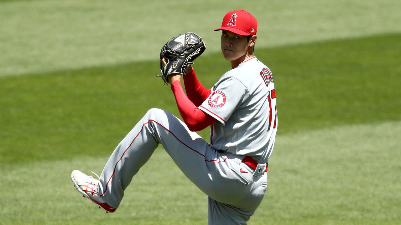 OAKLAND, CALIFORNIA - JULY 26: Shohei Ohtani #17 of the Los Angeles Angels warms up before their game against the Oakland Athletics at Oakland-Alameda County Coliseum on July 26, 2020 in Oakland, California. The 2020 season had been postponed since March due to the COVID-19 pandemic.