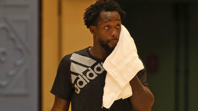 ORLANDO, FL - JULY 19: Patrick Beverley #21 of the LA Clippers walks on the court during practice as part of the NBA Restart 2020 on July 19, 2020 in Orlando, Florida. NOTE TO USER: User expressly acknowledges and agrees that, by downloading and/or using this photograph, user is consenting to the terms and conditions of the Getty Images License Agreement. Mandatory Copyright Notice: Copyright 2020 NBAE